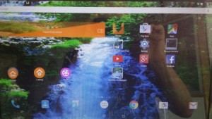 kitkat-desktop-small-waterfall-wp